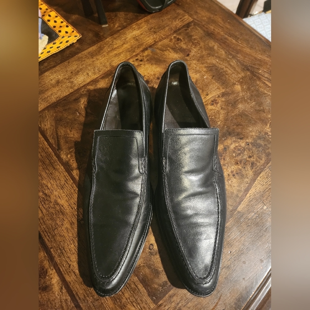 Donald J Pliner leather size 8.5